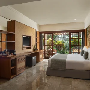 Grand Deluxe bathroom