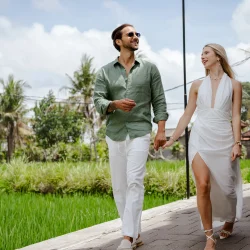 Walk Around Gauri